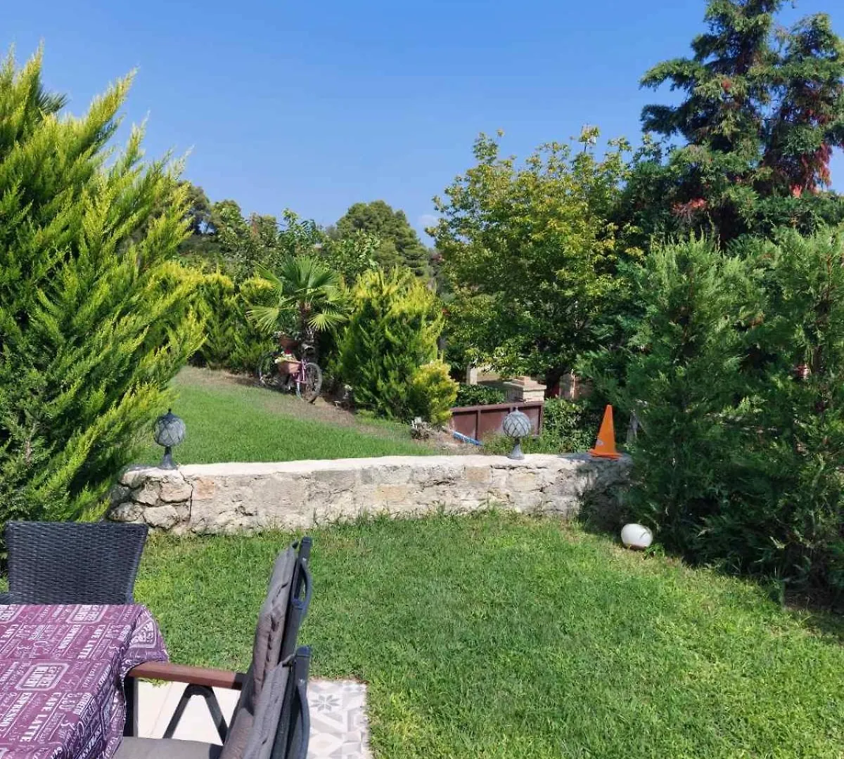 Stone Villa Siviri 0*,