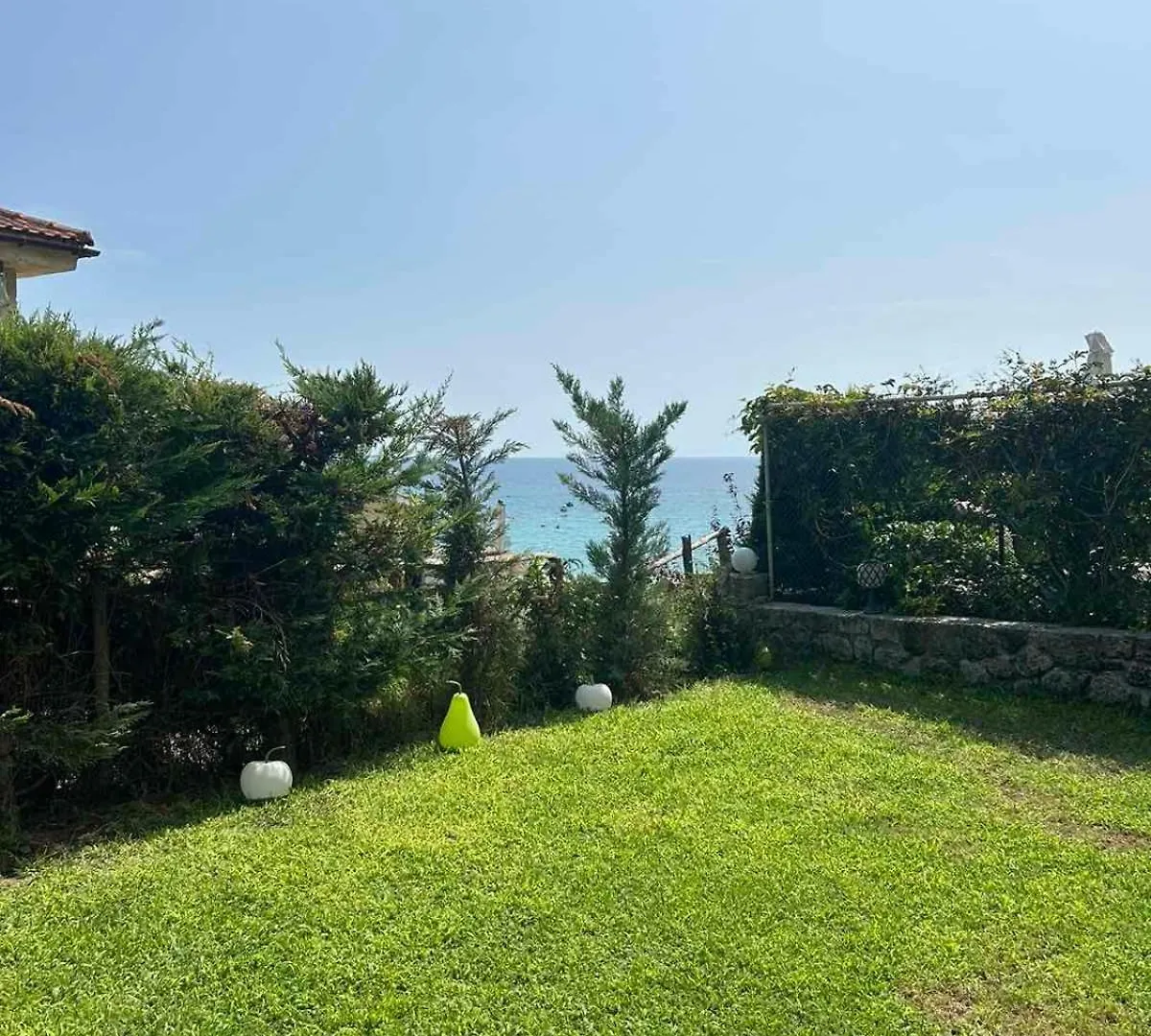 Stone Villa Siviri